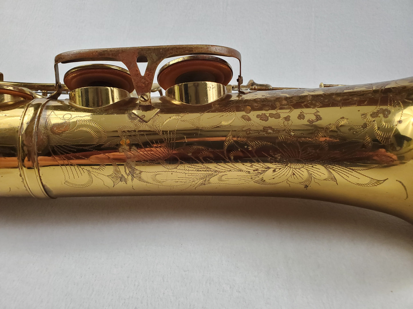 King Super 20 Tenor Saxophone 320xxx - Full Pearls