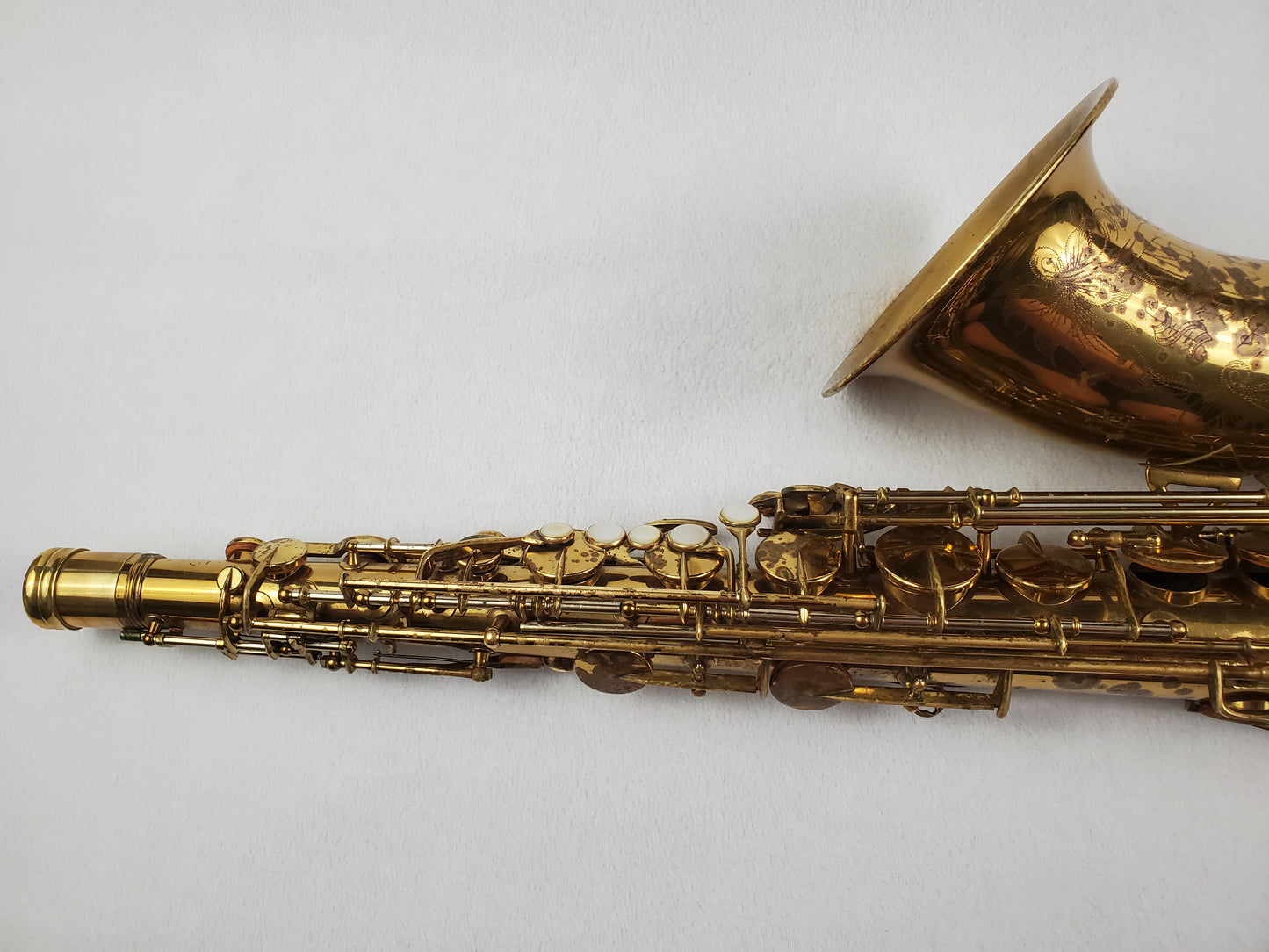 King Super 20 Tenor Saxophone 320xxx - Full Pearls