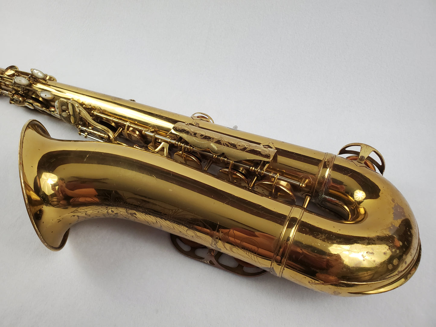 King Super 20 Tenor Saxophone 320xxx - Full Pearls