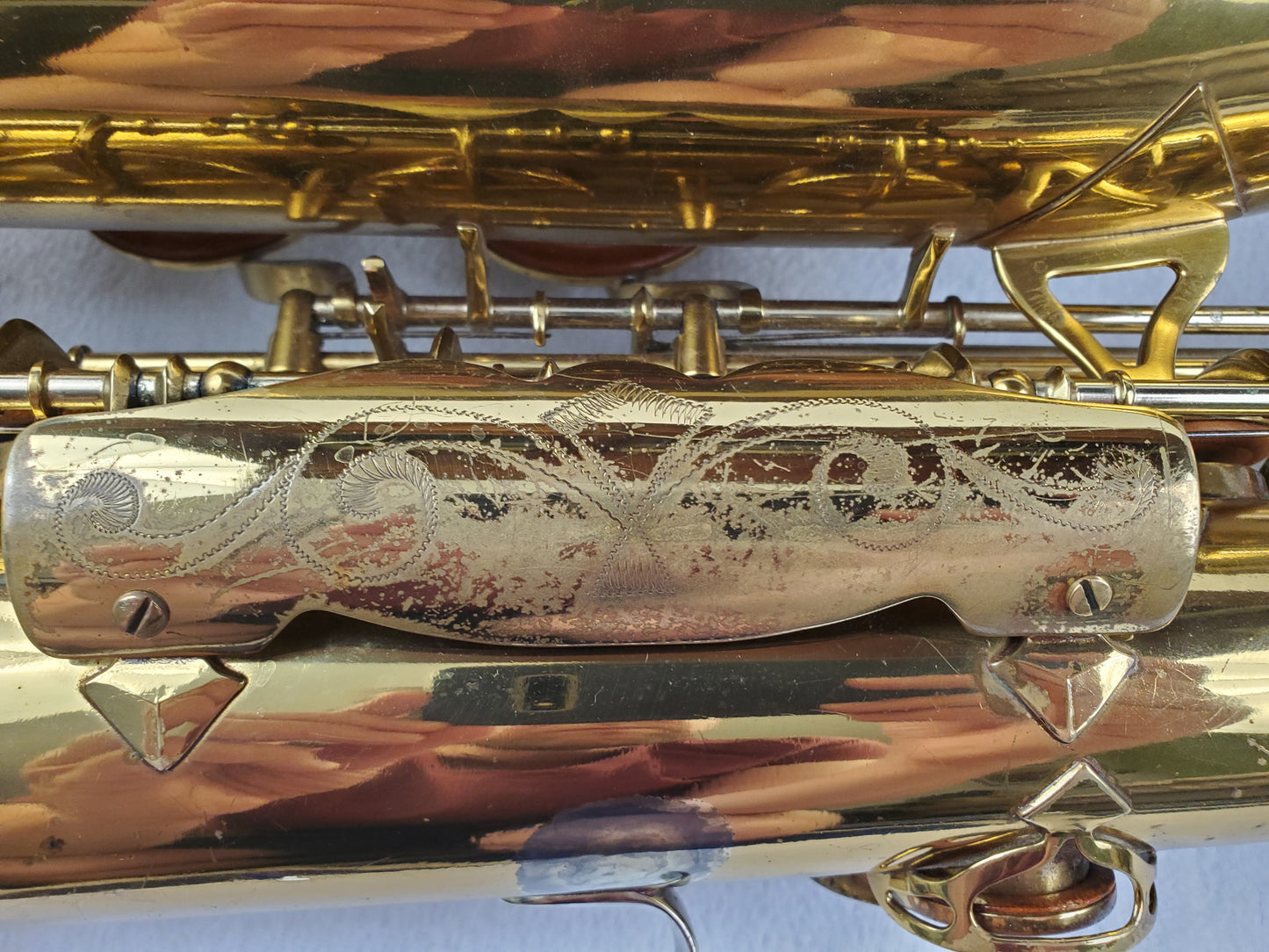 King Super 20 Tenor Saxophone 320xxx - Full Pearls