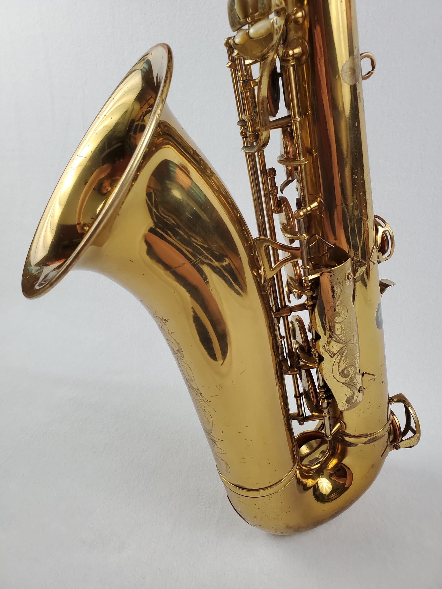 King Super 20 Tenor Saxophone 320xxx - Full Pearls